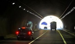 失控隧道在线观看,惊心动魄的神秘之旅