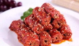 吃鸭脖的小姐爆料视频,吃鸭脖小姐爆料视频背后的惊人真相