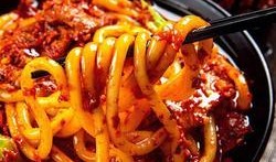 新疆炒米粉爆料视频大全,揭秘热门视频大全背后的美食传奇